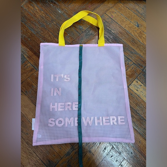 Benefit cosmetics mesh tote bag - Picture 3 of 4